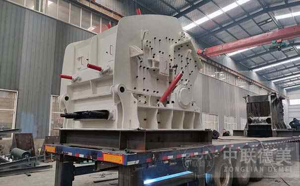 山東反擊式破碎機現場視頻圖片