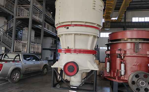 移動(dòng)破碎機(jī)怎么用？