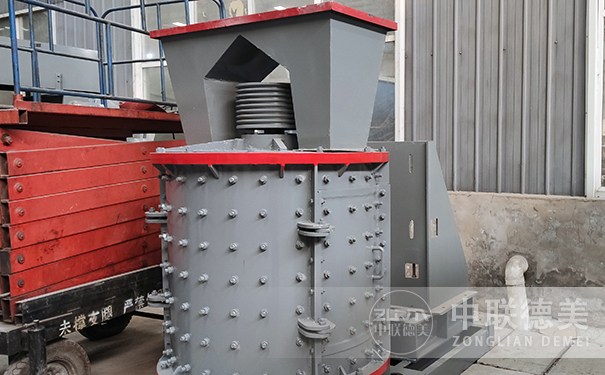 立軸數(shù)控破碎機