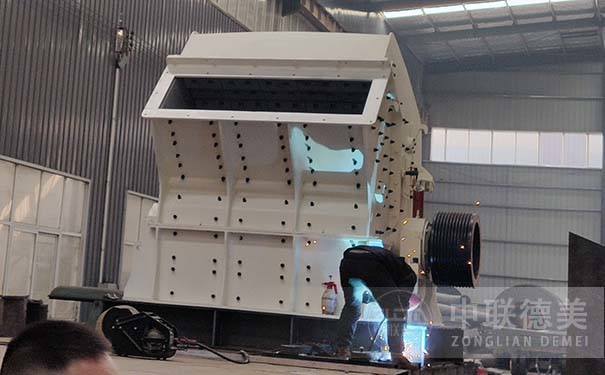 輝綠巖制砂機(jī)廠家哪個(gè)好？